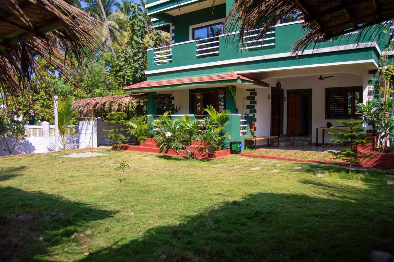 Green Nest Hostel, Baga- North Goa Arpora Bagian luar foto