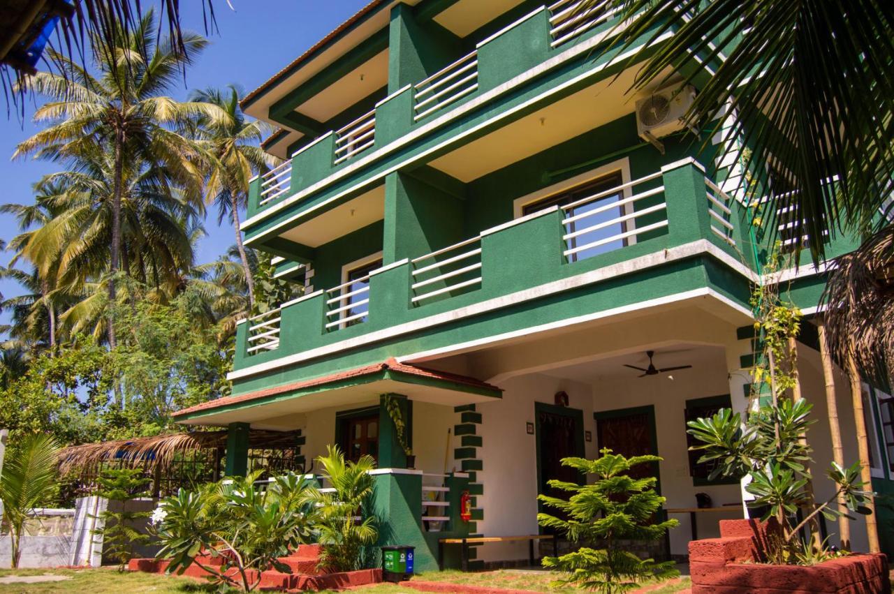 Green Nest Hostel, Baga- North Goa Arpora Bagian luar foto